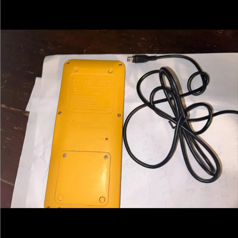 Texas Instruments TI-84 Plus CE Graphing Calculator w/ Cable - TESTED WORKS